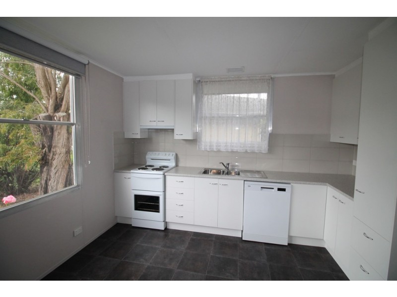 74 Victoria St, Toora VIC 3962