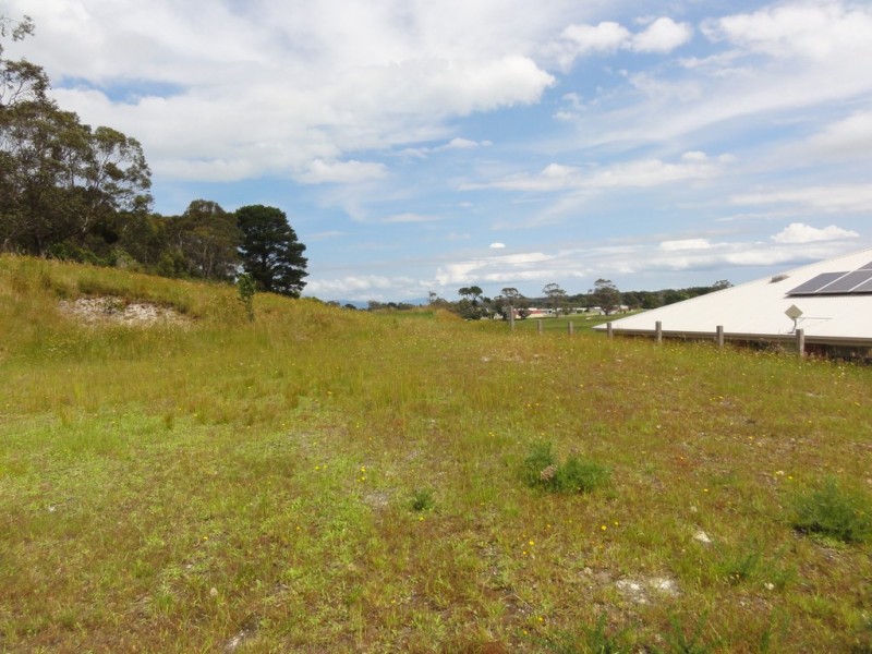 8 Heath Rise, Foster VIC 3960