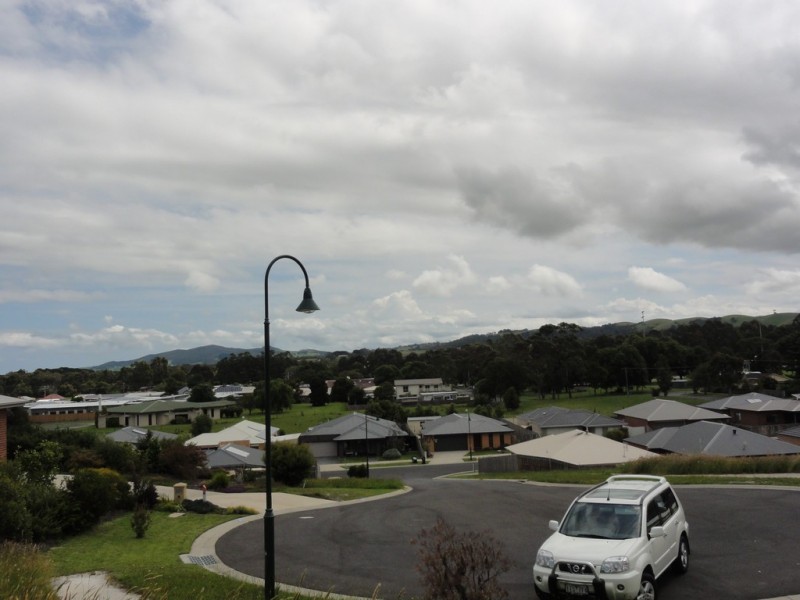 8 Heath Rise, Foster VIC 3960