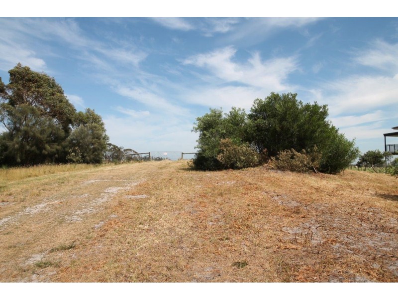 77 Grevillia St, Walkerville VIC 3956