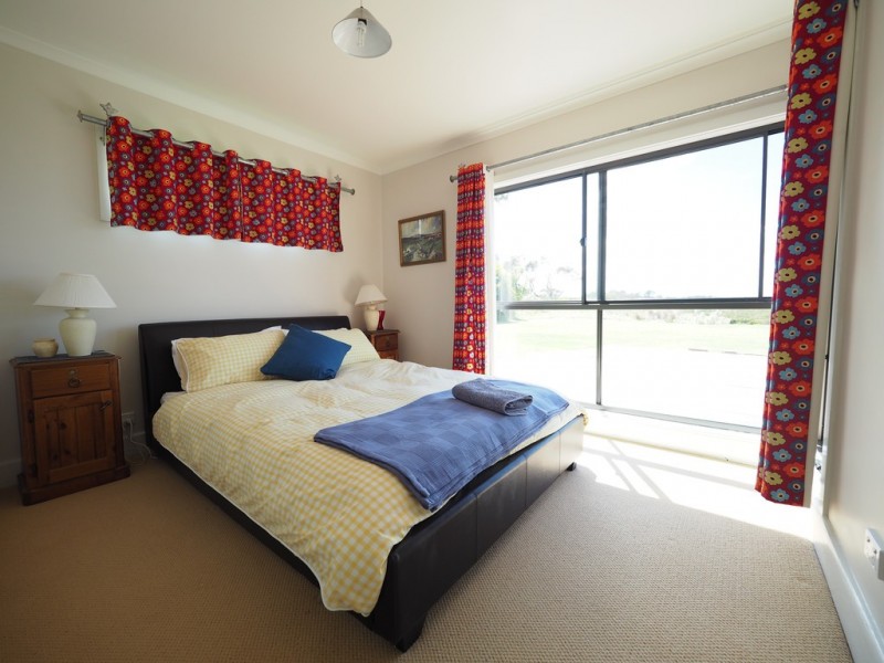 13 Robertson St, Port Welshpool VIC 3965