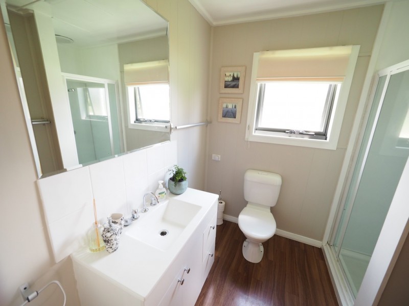 13 Robertson St, Port Welshpool VIC 3965
