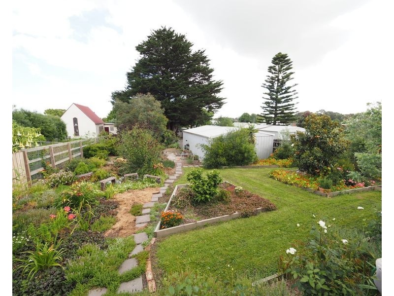 8 Welshpool Rd, Toora VIC 3962