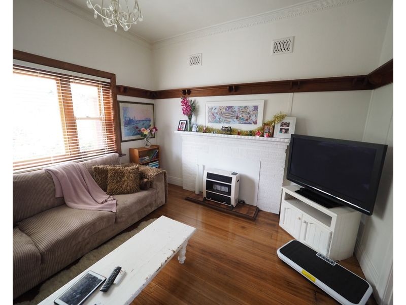 8 Welshpool Rd, Toora VIC 3962