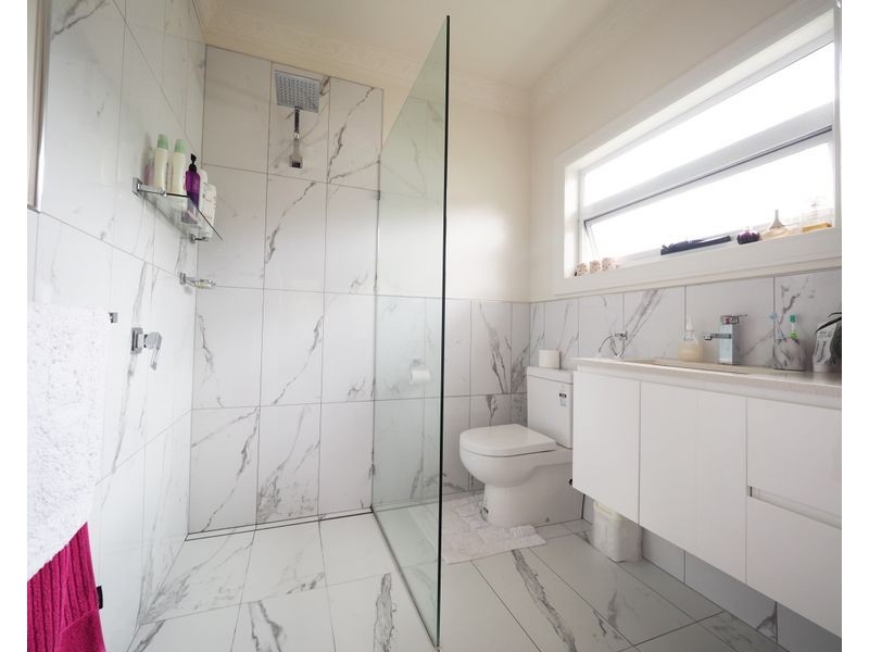 8 Welshpool Rd, Toora VIC 3962