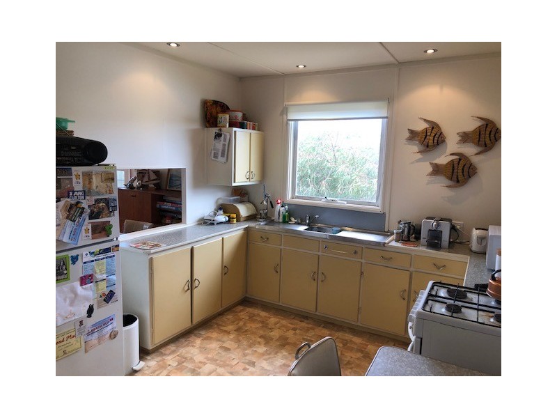 13 Park Ave, Sandy Point VIC 3959