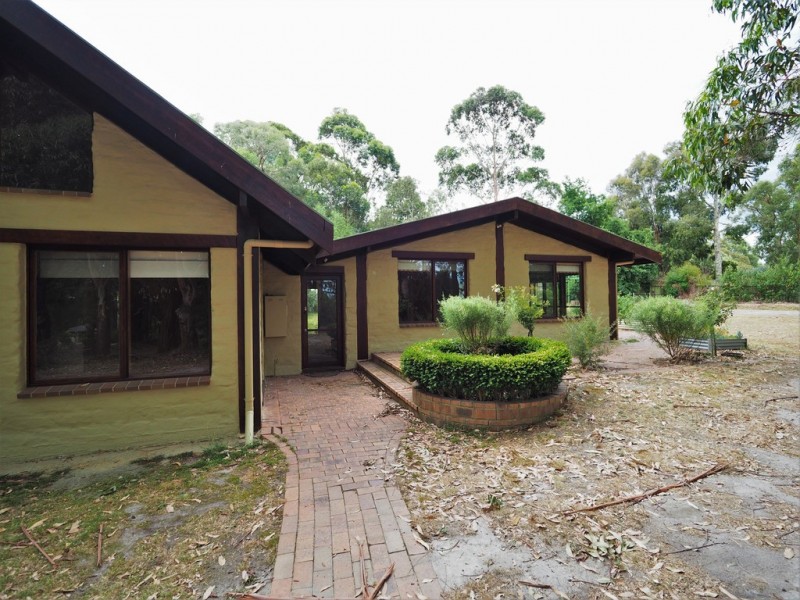Foster VIC 3960