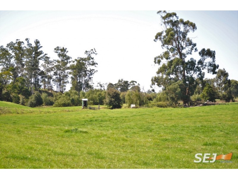 255 Vaggs Rd, Yinnar VIC 3869