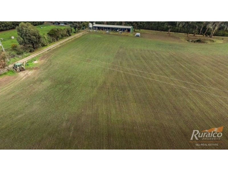 255 Vaggs Rd, Yinnar VIC 3869