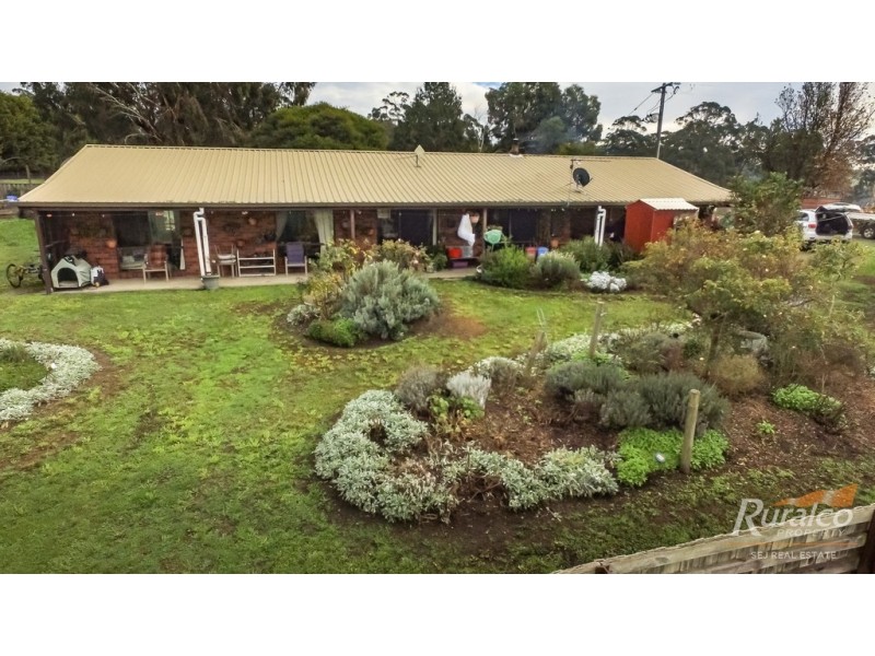 255 Vaggs Rd, Yinnar VIC 3869