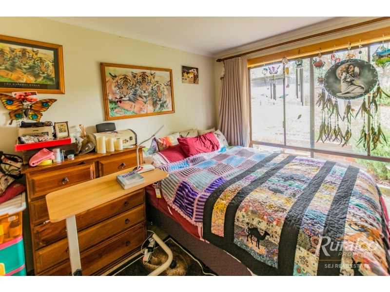 255 Vaggs Rd, Yinnar VIC 3869