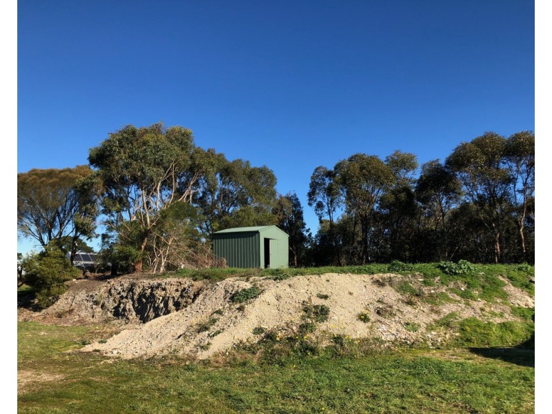 60 Wallis Ridge Rd, Fish Creek VIC 3959