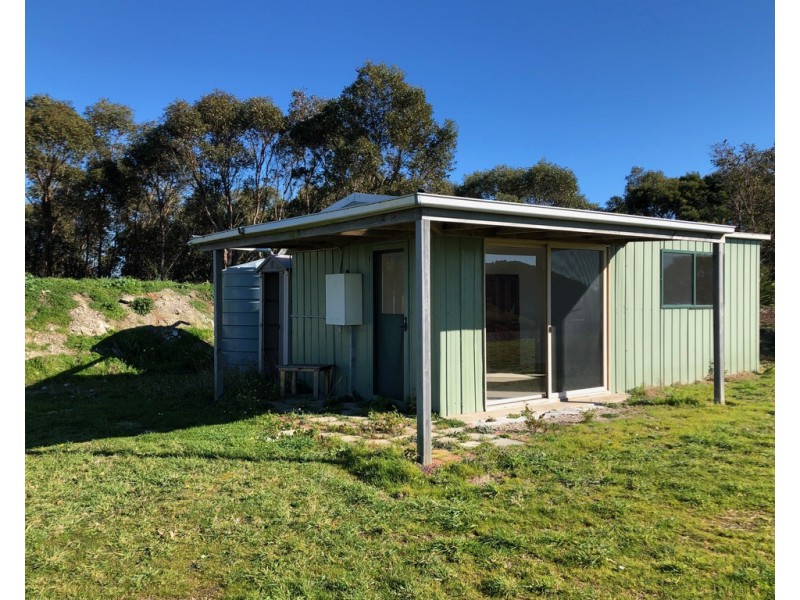 60 Wallis Ridge Rd, Fish Creek VIC 3959