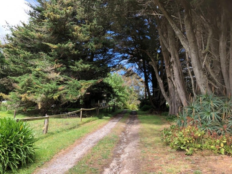 195 Stewarts Rd, Fish Creek VIC 3959