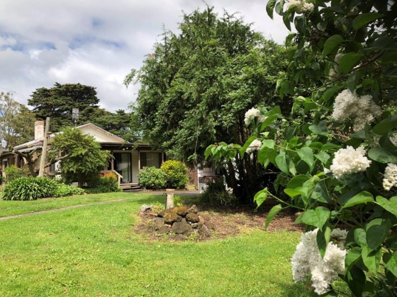 195 Stewarts Rd, Fish Creek VIC 3959