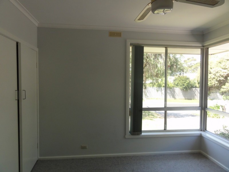 3 Charles St, Foster VIC 3960