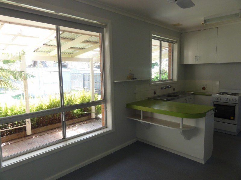 3 Charles St, Foster VIC 3960