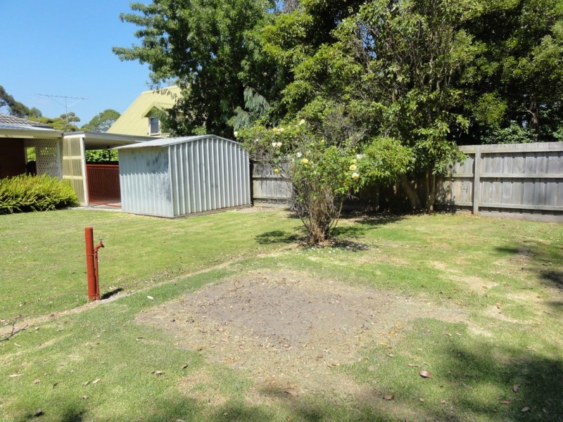 3 Charles St, Foster VIC 3960