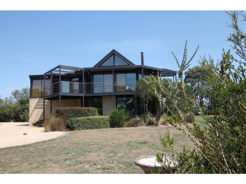 265 Shellcott Rd, Yanakie VIC 3960