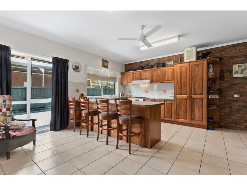 2 Ferndale Court, Lang Lang VIC 3984