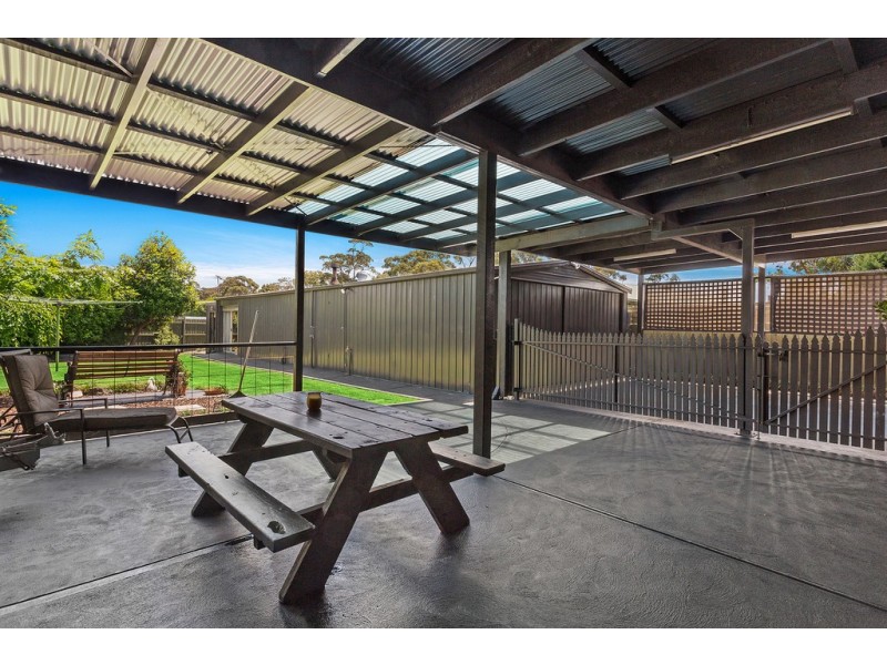 2 Ferndale Court, Lang Lang VIC 3984