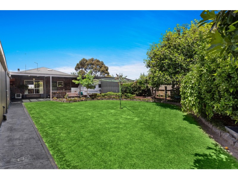 2 Ferndale Court, Lang Lang VIC 3984