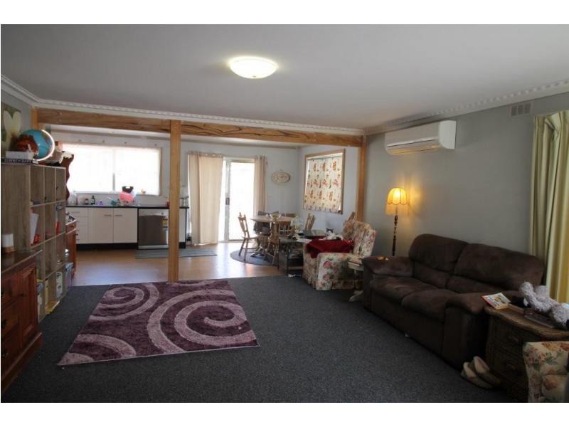 29 Main St, Welshpool VIC 3966