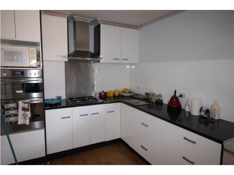 29 Main St, Welshpool VIC 3966