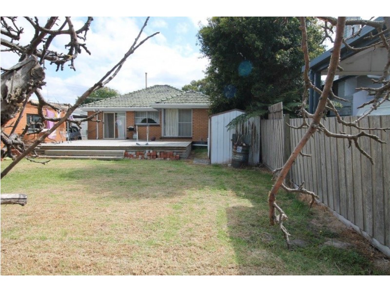 29 Main St, Welshpool VIC 3966