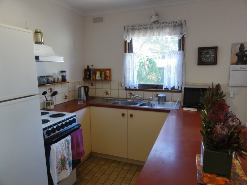 26 Beach Pde, Sandy Point VIC 3959