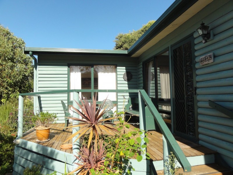 26 Beach Pde, Sandy Point VIC 3959