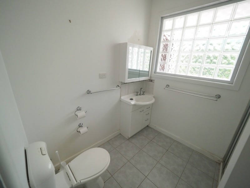 Foster VIC 3960