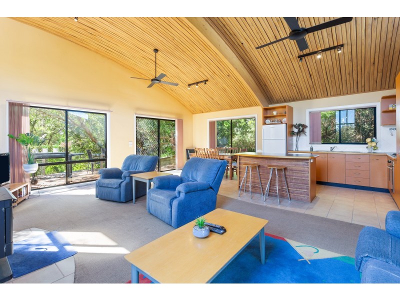 31 Ennisvale Ave, Sandy Point VIC 3959