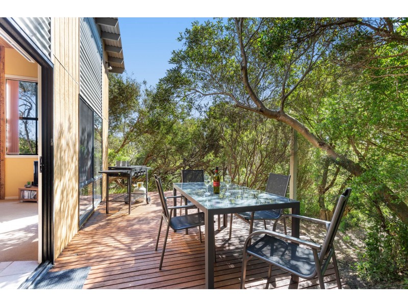 31 Ennisvale Ave, Sandy Point VIC 3959