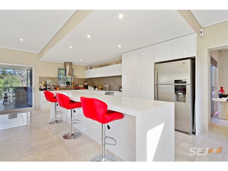 18 Hazelwood Ridge, Hazelwood North VIC 3840