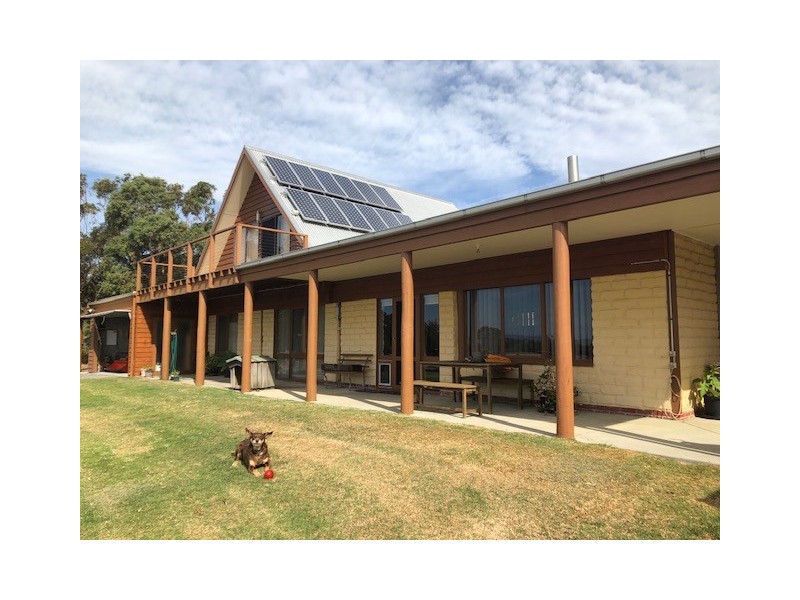 195 Shellcott Rd, Yanakie VIC 3960