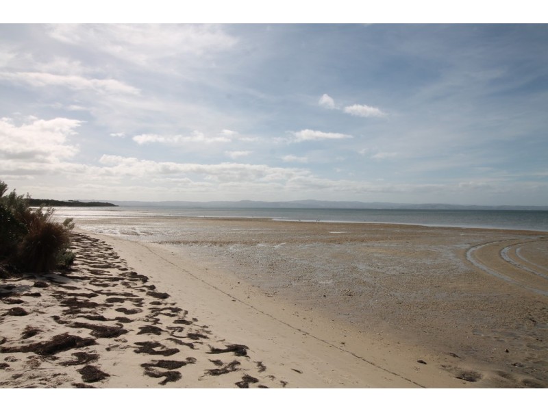 195 Shellcott Rd, Yanakie VIC 3960