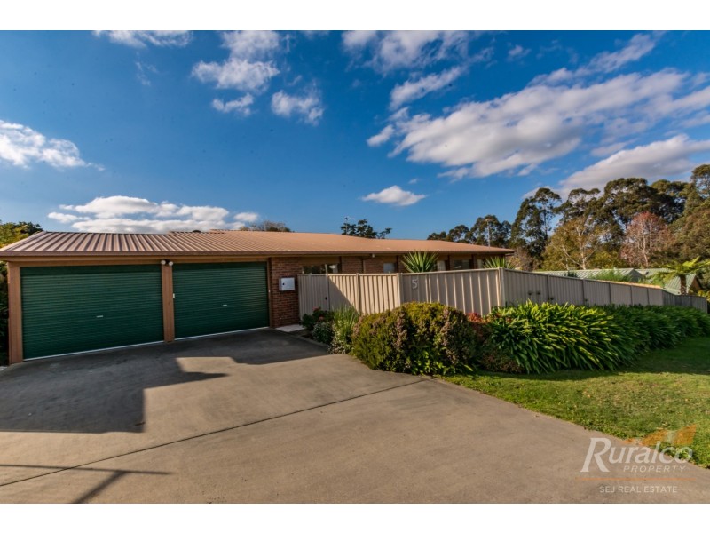 5 Ridgway Street, Leongatha VIC 3953