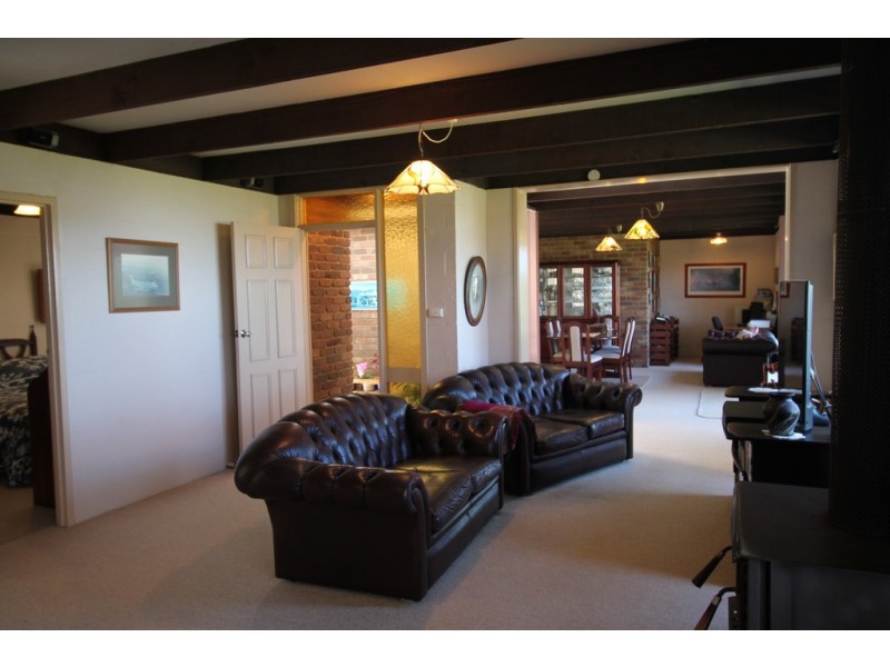 50 Agnes Falls Rd, Toora VIC 3962