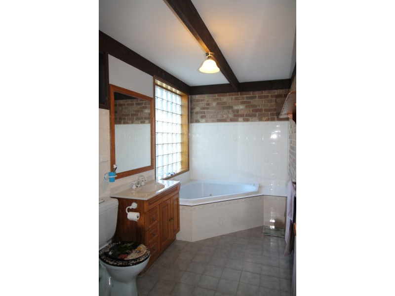 50 Agnes Falls Rd, Toora VIC 3962