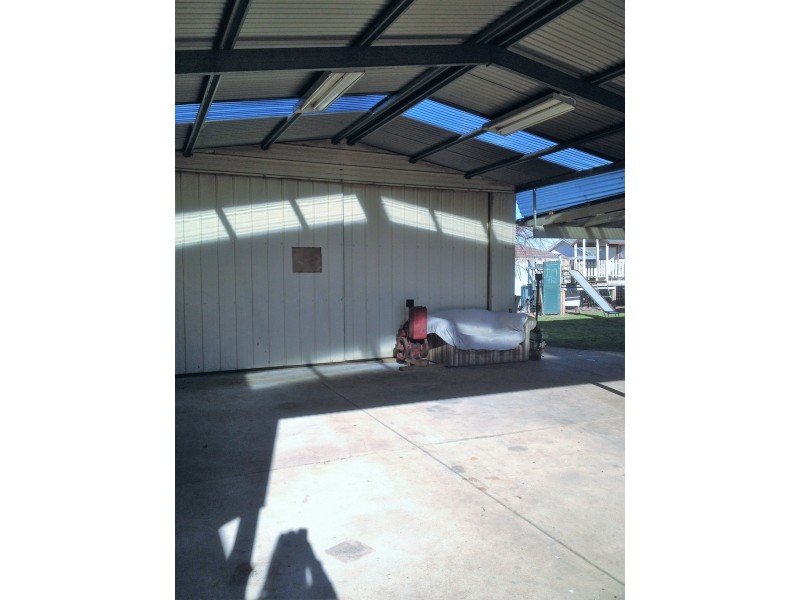 20 Outlook Drive, Drouin VIC 3818