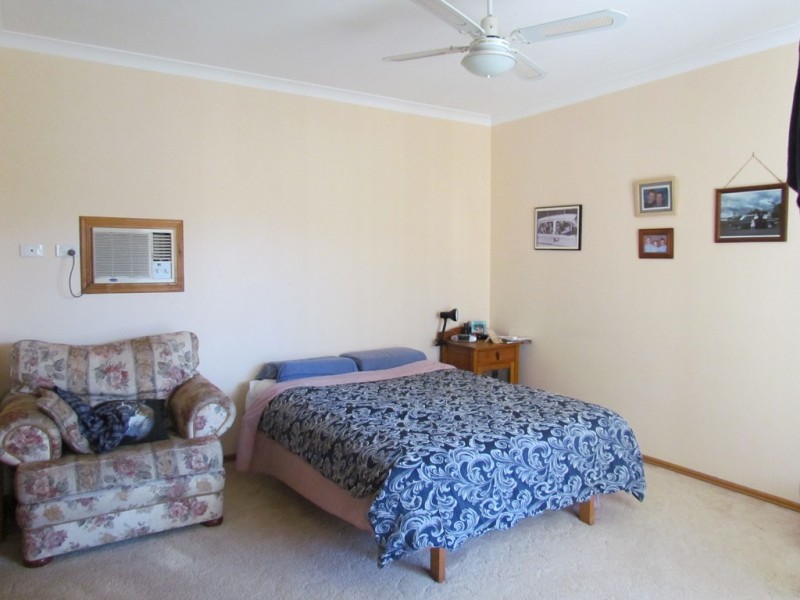 20 Outlook Drive, Drouin VIC 3818