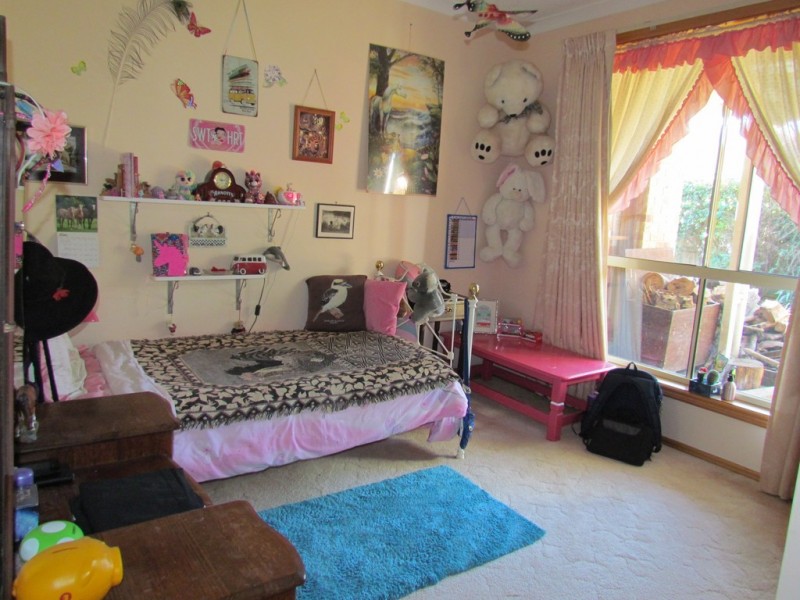 20 Outlook Drive, Drouin VIC 3818