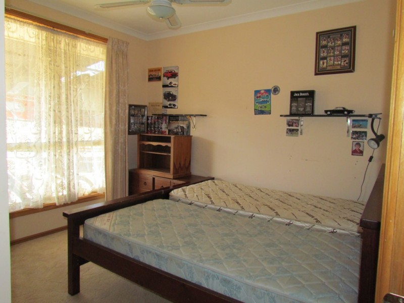 20 Outlook Drive, Drouin VIC 3818