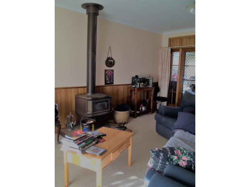 20 Outlook Drive, Drouin VIC 3818