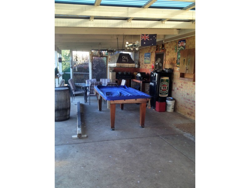 20 Outlook Drive, Drouin VIC 3818