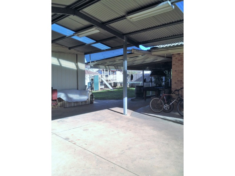 20 Outlook Drive, Drouin VIC 3818