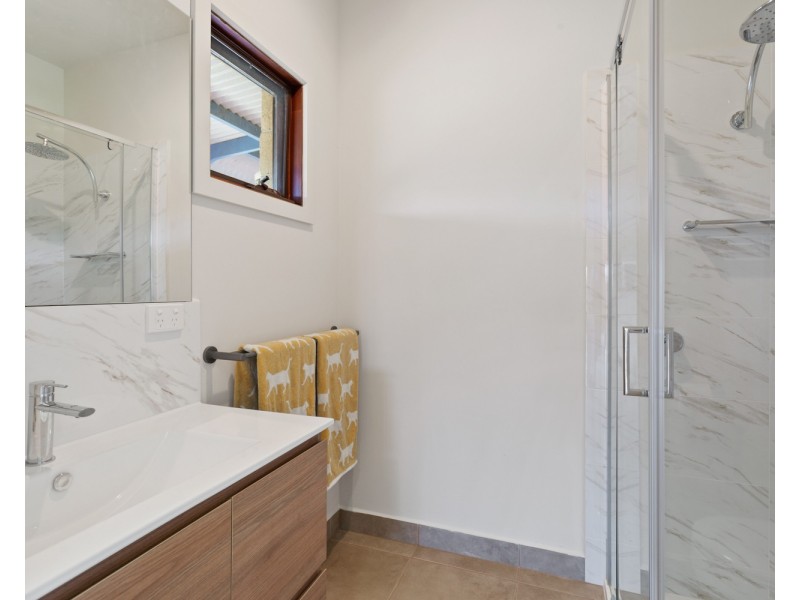 15 Powells Rd, Foster VIC 3960