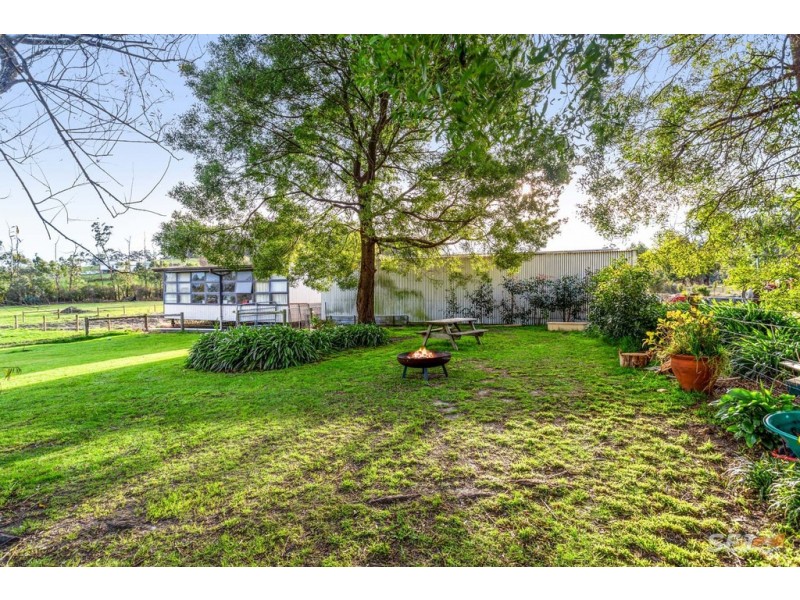 275 Forest Road, Labertouche VIC 3816