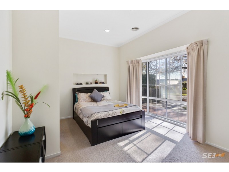 24 ALFORD STREET, Warragul VIC 3820